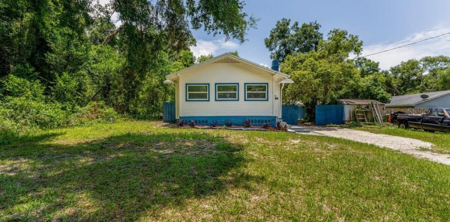 Villa ou maison à DeLand, Floride 3 chambres, 125.42 m2 № 2095335