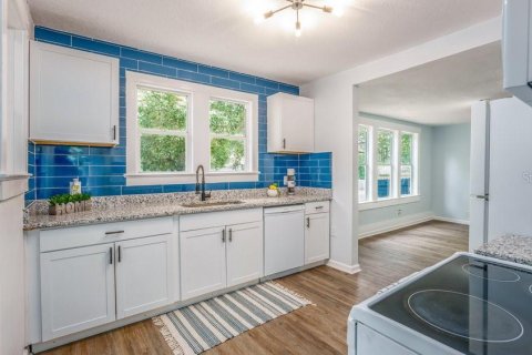 Villa ou maison à vendre à DeLand, Floride: 3 chambres, 125.42 m2 № 2095335 - photo 5
