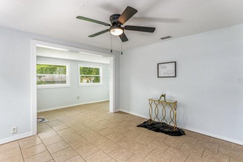 Villa ou maison à vendre à DeLand, Floride: 3 chambres, 125.42 m2 № 2095335 - photo 3
