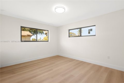 Townhouse in Sunrise, Florida 3 bedrooms, 104.33 sq.m. № 2027195 - photo 16