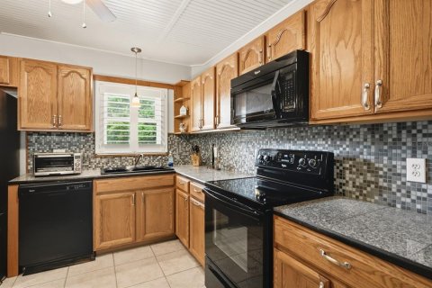 Condo in Clearwater, Florida, 2 bedrooms № 2198076 - photo 14