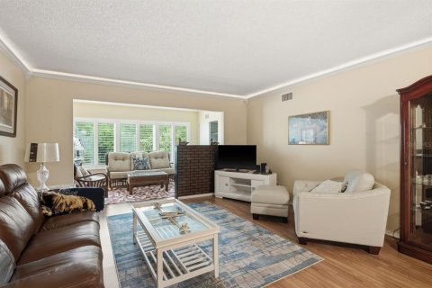 Condo in Clearwater, Florida, 2 bedrooms № 2198076 - photo 9