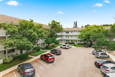Condo in Clearwater, Florida, 2 bedrooms № 2198076 - photo 28