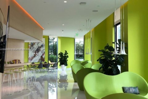 Condo in Miami, Florida, 1 bedroom  № 1060730 - photo 23