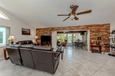 Casa en venta en Venice, Florida, 3 dormitorios, 163.14 m2 № 1804703 - foto 4