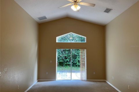 Villa ou maison à louer à Deltona, Floride: 3 chambres, 140.75 m2 № 1810058 - photo 4