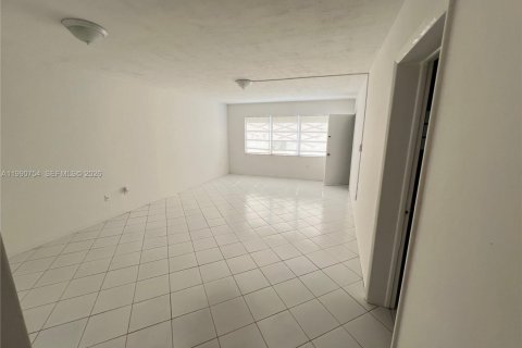 Copropriété à louer à Miami, Floride: 1 chambre, 88.63 m2 № 2057027 - photo 6