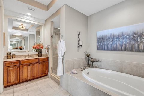 Condo in Palmetto, Florida, 2 bedrooms  № 1886675 - photo 17