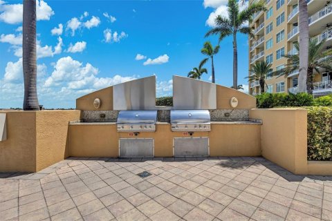 Condo in Palmetto, Florida, 2 bedrooms  № 1886675 - photo 30