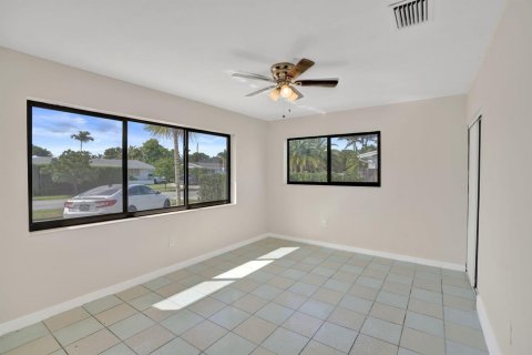 Villa ou maison à louer à Miami, Floride: 4 chambres, 182.83 m2 № 2376543 - photo 20