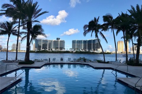 Condo in Aventura, Florida, 2 bedrooms  № 2013278