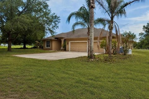 Villa ou maison à vendre à Brooksville, Floride: 5 chambres, 334.08 m2 № 2321177 - photo 7