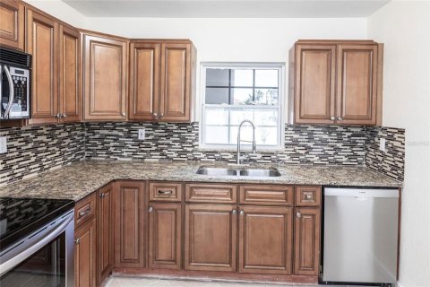 Casa en venta en Port Charlotte, Florida, 3 dormitorios, 152.92 m2 № 1629934 - foto 17