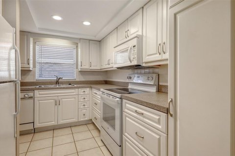 Condominio en venta en Sarasota, Florida, 1 dormitorio, 63.08 m2 № 1847464 - foto 22