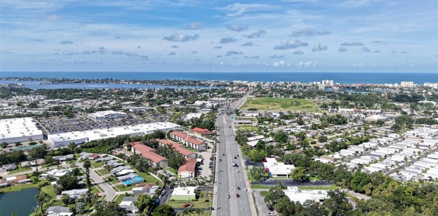 Condominio en Sarasota, Florida, 1 dormitorio № 1847464