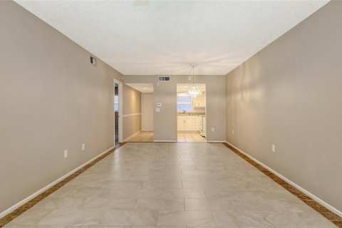 Condominio en venta en Sarasota, Florida, 1 dormitorio, 63.08 m2 № 1847464 - foto 19