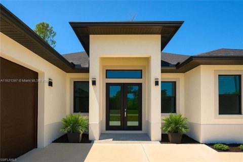 House in Naples, Florida 3 bedrooms, 150.69 sq.m. № 2035077 - photo 2