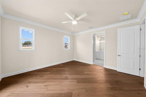 House in Tarpon Springs, Florida 3 bedrooms, 178.93 sq.m. № 2344850 - photo 16