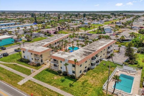 Condominio en venta en Ormond Beach, Florida, 2 dormitorios, 77.76 m2 № 1831612 - foto 5
