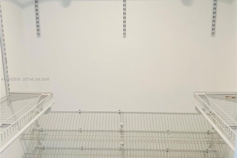 Condominio en venta en Tamarac, Florida, 2 dormitorios, 88.16 m2 № 2007464 - foto 11