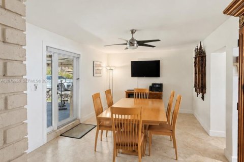 House in Fort Lauderdale, Florida 3 bedrooms № 2333721 - photo 30