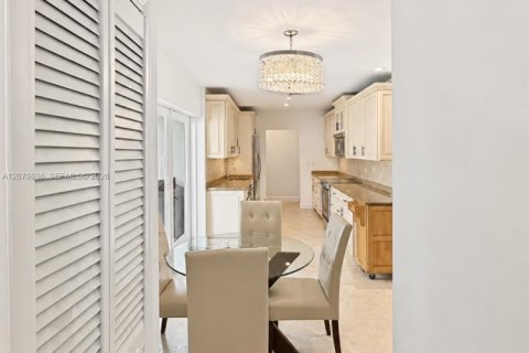 House in Fort Lauderdale, Florida 3 bedrooms № 2333721 - photo 26