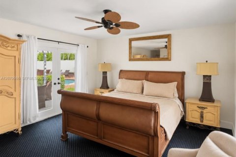 House in Fort Lauderdale, Florida 3 bedrooms № 2333721 - photo 11