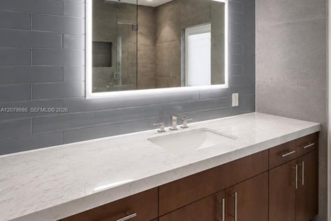 House in Fort Lauderdale, Florida 3 bedrooms № 2333721 - photo 19