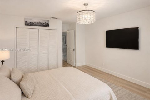 House in Fort Lauderdale, Florida 3 bedrooms № 2333721 - photo 24