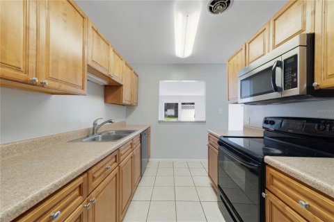 Condo in Winter Park, Florida, 3 bedrooms № 2238575 - photo 16