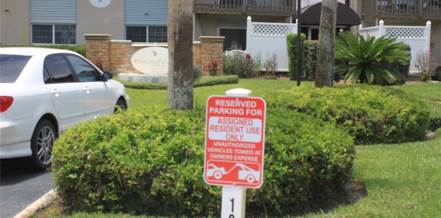Condo in Winter Park, Florida, 3 bedrooms № 2238575