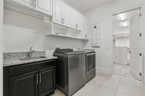 Villa ou maison à vendre à Orlando, Floride: 4 chambres, 413.69 m2 № 2408154 - photo 22