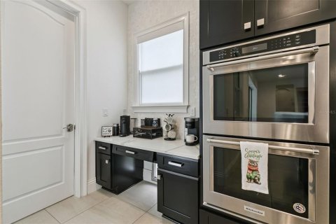Villa ou maison à vendre à Orlando, Floride: 4 chambres, 413.69 m2 № 2408154 - photo 16