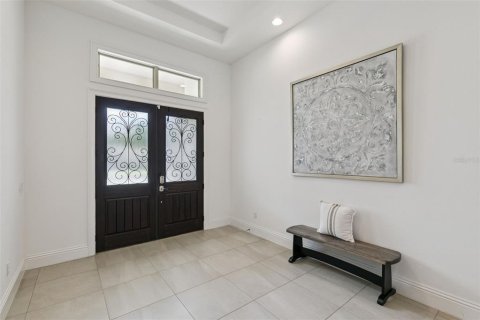 Villa ou maison à vendre à Orlando, Floride: 4 chambres, 413.69 m2 № 2408154 - photo 3