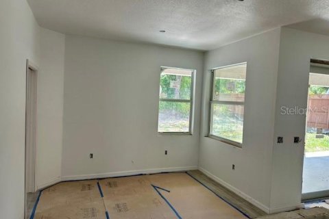 House in North Port, Florida 3 bedrooms, 168.15 sq.m. № 674008 - photo 7