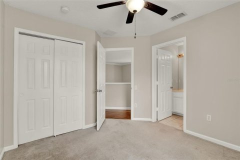 House in Casselberry, Florida 4 bedrooms, 232.35 sq.m. № 1847431 - photo 25