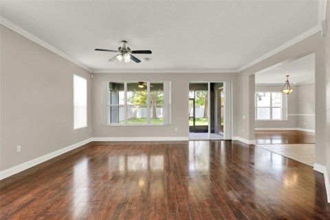 House in Casselberry, Florida 4 bedrooms, 232.35 sq.m. № 1847431 - photo 6