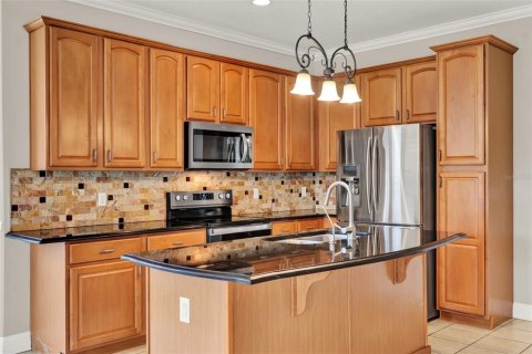 House in Casselberry, Florida 4 bedrooms, 232.35 sq.m. № 1847431 - photo 11