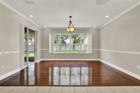 House in Casselberry, Florida 4 bedrooms, 232.35 sq.m. № 1847431 - photo 8