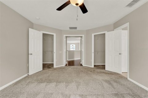 House in Casselberry, Florida 4 bedrooms, 232.35 sq.m. № 1847431 - photo 18
