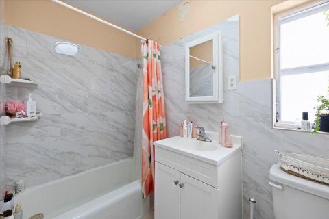 Studio in Lake Worth, Florida № 2171525 - photo 9