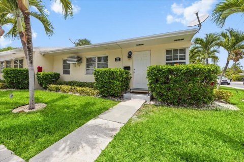 Studio in Lake Worth, Florida № 2171525 - photo 2