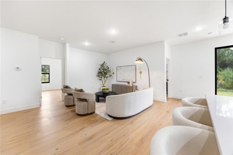 Villa ou maison à vendre à North Port, Floride: 3 chambres, 152.82 m2 № 2401119 - photo 19