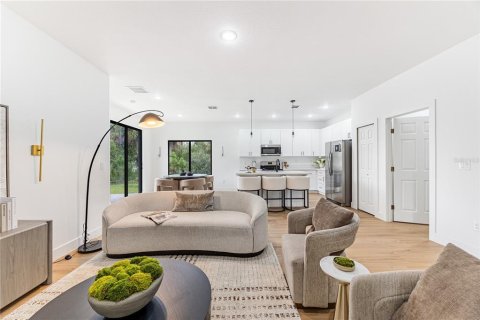 Villa ou maison à vendre à North Port, Floride: 3 chambres, 152.82 m2 № 2401119 - photo 6