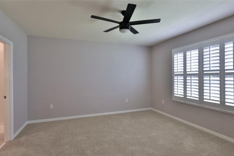Villa ou maison à vendre à New Smyrna Beach, Floride: 3 chambres, 141.21 m2 № 1793027 - photo 4
