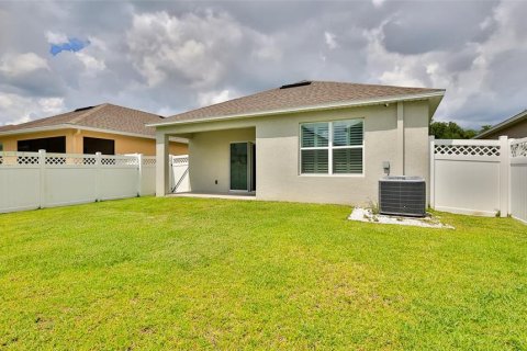 Villa ou maison à vendre à New Smyrna Beach, Floride: 3 chambres, 141.21 m2 № 1793027 - photo 8