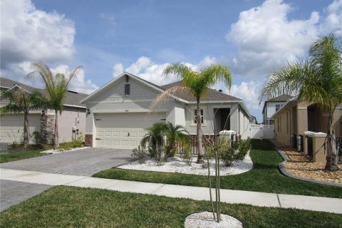 Villa ou maison à vendre à New Smyrna Beach, Floride: 3 chambres, 141.21 m2 № 1793027 - photo 1