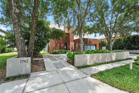Casa en venta en Winter Park, Florida, 4 dormitorios, 339.84 m2 № 1804947 - foto 4