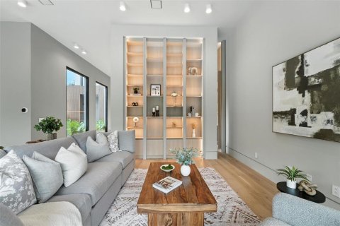 Casa en venta en Winter Park, Florida, 4 dormitorios, 339.84 m2 № 1804947 - foto 10