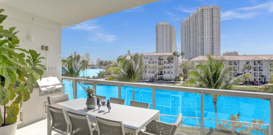 Condo à Aventura, Floride, 3 chambres  № 2171968